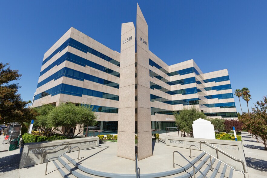 More Photos Of 16501 Ventura Blvd, Encino Office For Lease