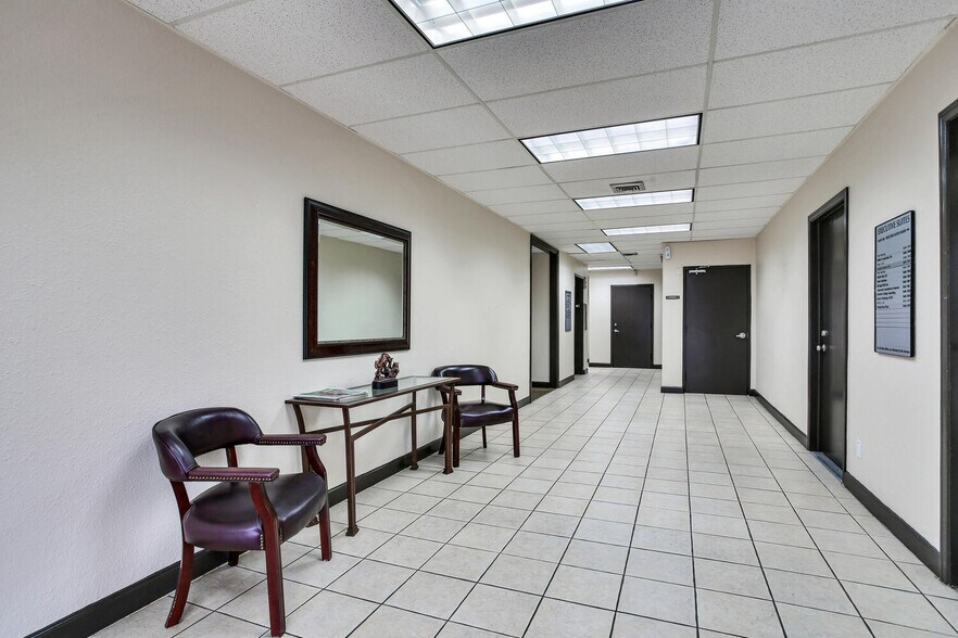 More Photos Of 3314 Henderson Blvd, Tampa Office For Lease