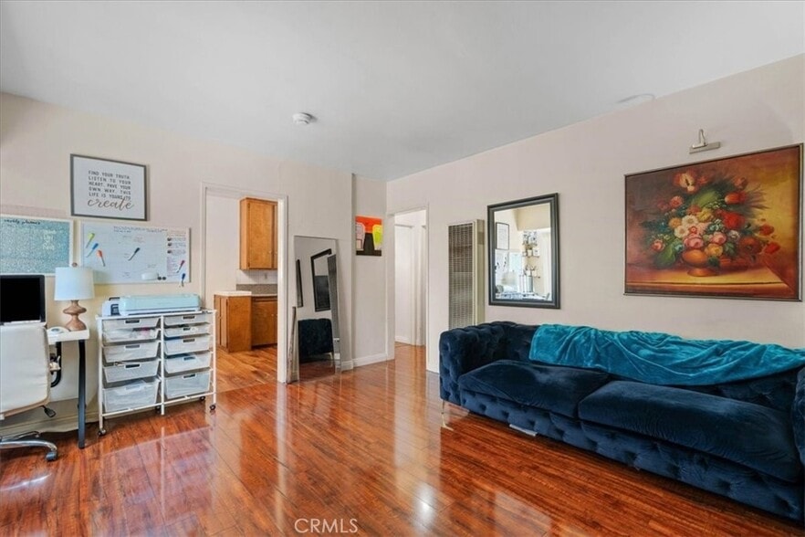 More Photos Of 1901 Hauser Blvd, Los Angeles Apartments For Sale