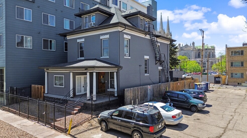 More Photos Of 1537 Pearl St, Denver Apartments For Sale