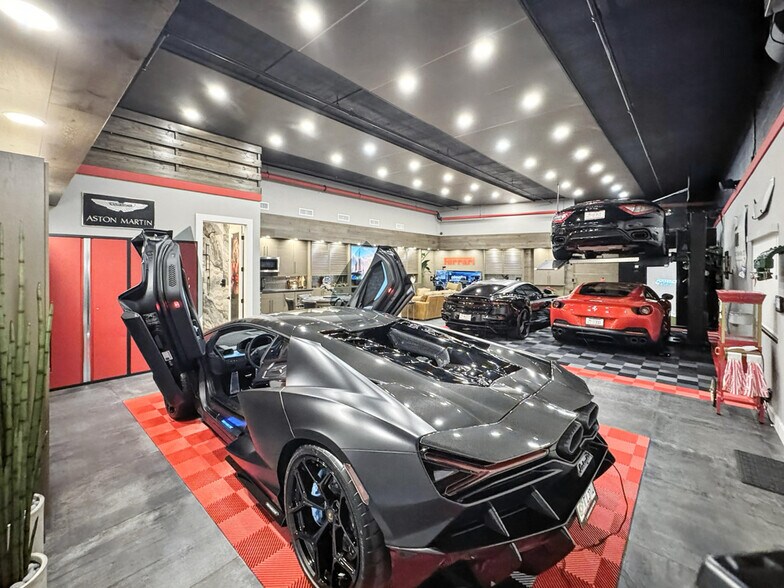 More Photos Of 994 N Barfield Dr, Marco Island Warehouse For Sale