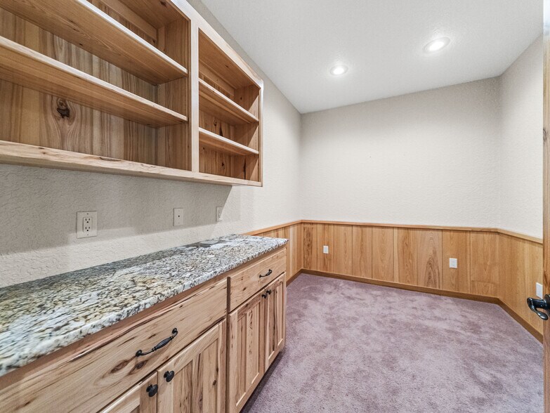 More Photos Of 110 Lizard ln, Story Specialty For Sale