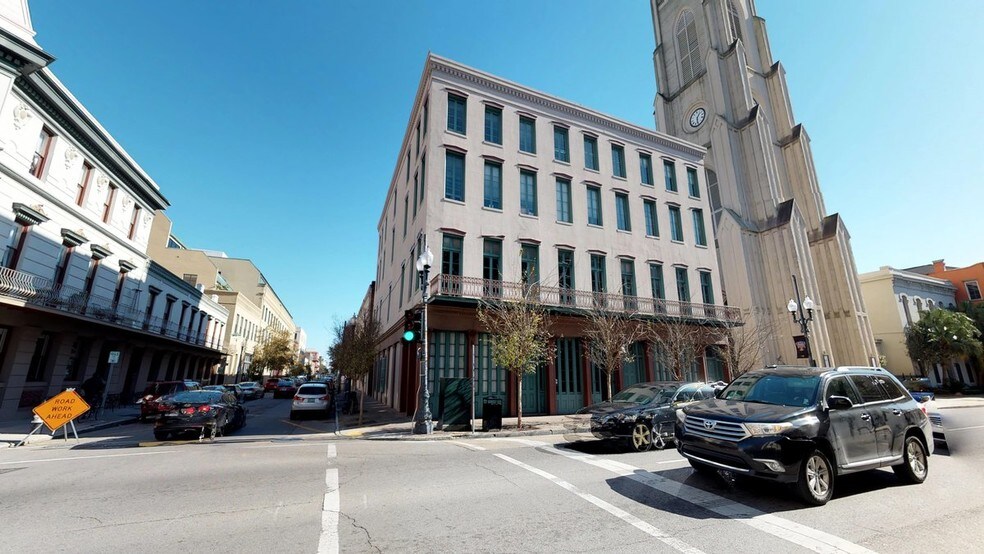 More Photos Of 700 Camp St, New Orleans Coworking Space