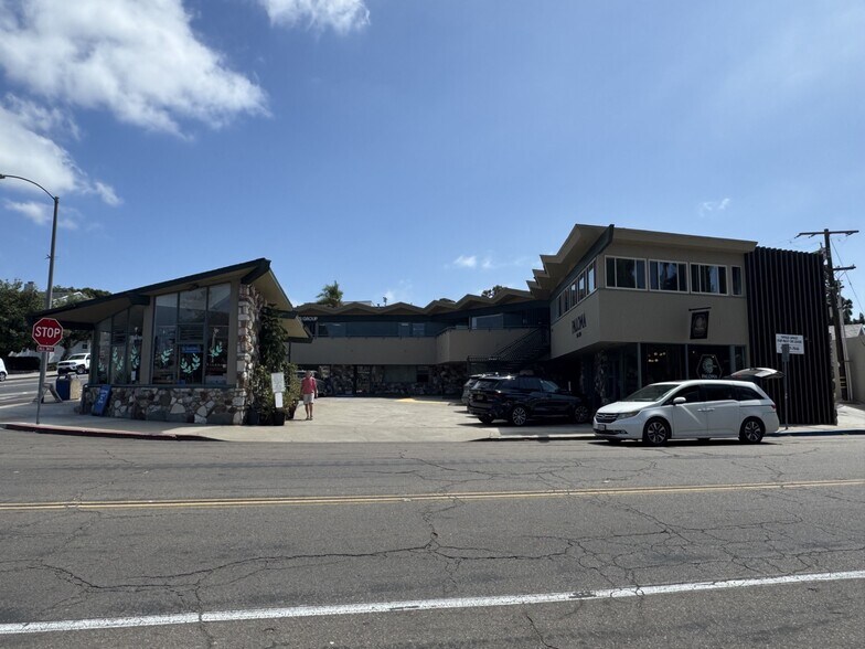 More Photos Of 3675-3683 Voltaire St, San Diego Freestanding For Lease