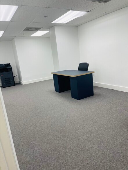 More Photos Of 1110 Brickell Ave, Miami Office For Sale