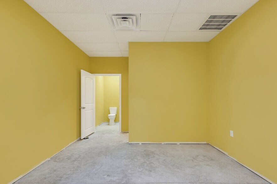 More Photos Of 6015 Andrews Hwy, Odessa Industrial For Sale