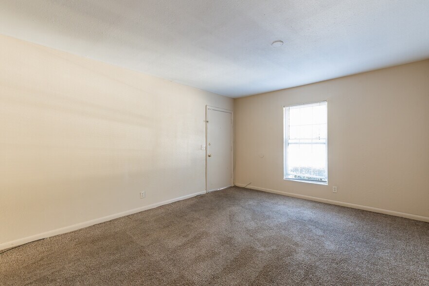 More Photos Of 1204-1216 Lakeview Dr NW, Conyers Apartments For Sale