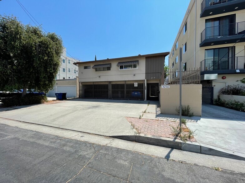 More Photos Of 5237 Cahuenga Blvd, North Hollywood Apartments For Sale