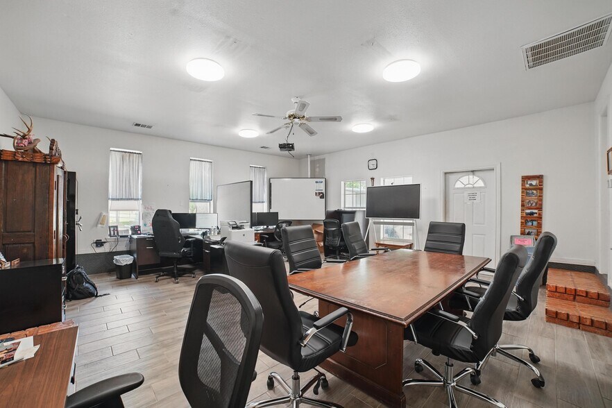 More Photos Of , Seagoville Flex For Sale