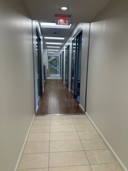 More Photos Of 6450 Sand Lake Rd, Dayton Office For Sale