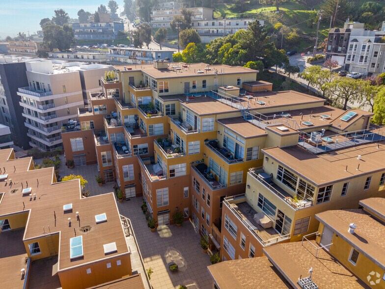 More Photos Of 640-690 Texas St, San Francisco Apartments For Lease