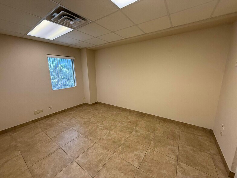 More Photos Of 16209 San Pedro Ave, San Antonio Industrial For Sale