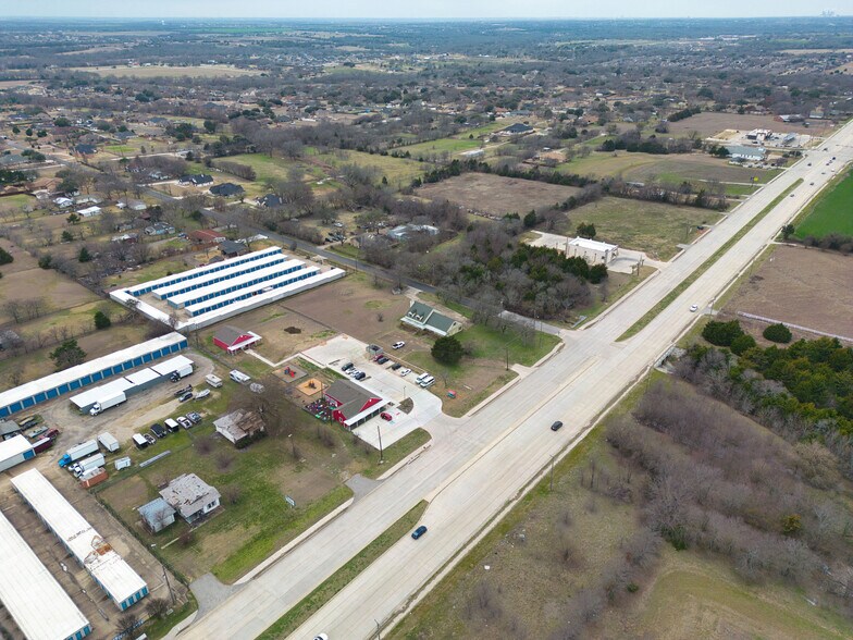 More Photos Of 2611 Ovilla Rd, Red Oak Storefront Retail Office For Sale