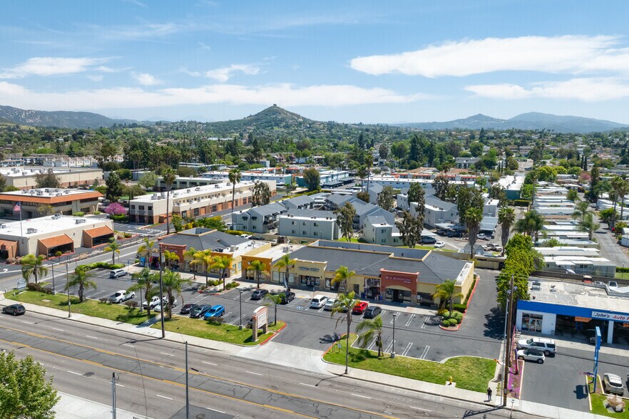 More Photos Of 1815 E Valley Pky, Escondido Storefront For Sale