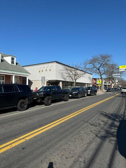 More Photos Of 101 Main St, Sayville Drugstore For Sale