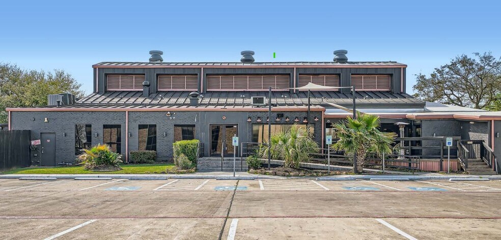 Primary Photo Of 6025 Richmond Ave, Houston Restaurant For Lease