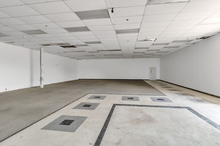 More Photos Of 2211 Niagara St, Buffalo Unknown For Lease