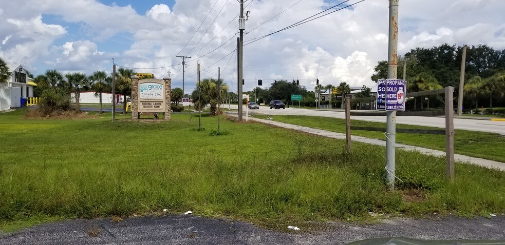 More Photos Of 14114 Palm Beach blvd, Fort Myers Land For Lease