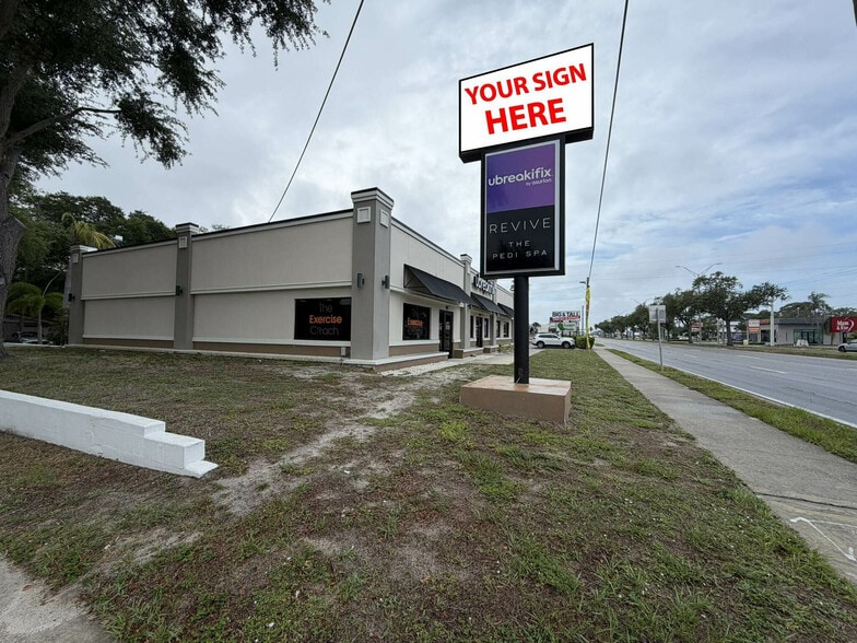 More Photos Of 4333 S Tamiami Trl, Sarasota Unknown For Lease