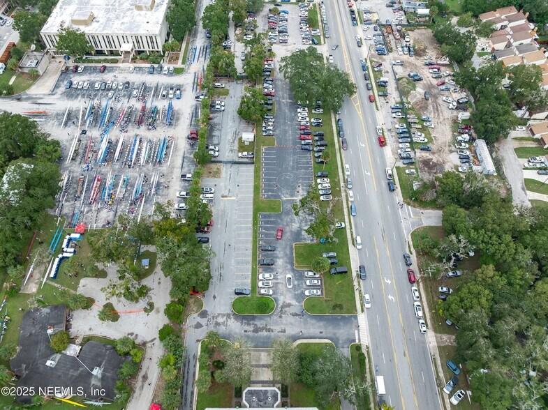 More Photos Of 644 Cesery Blvd, Jacksonville Medical For Sale