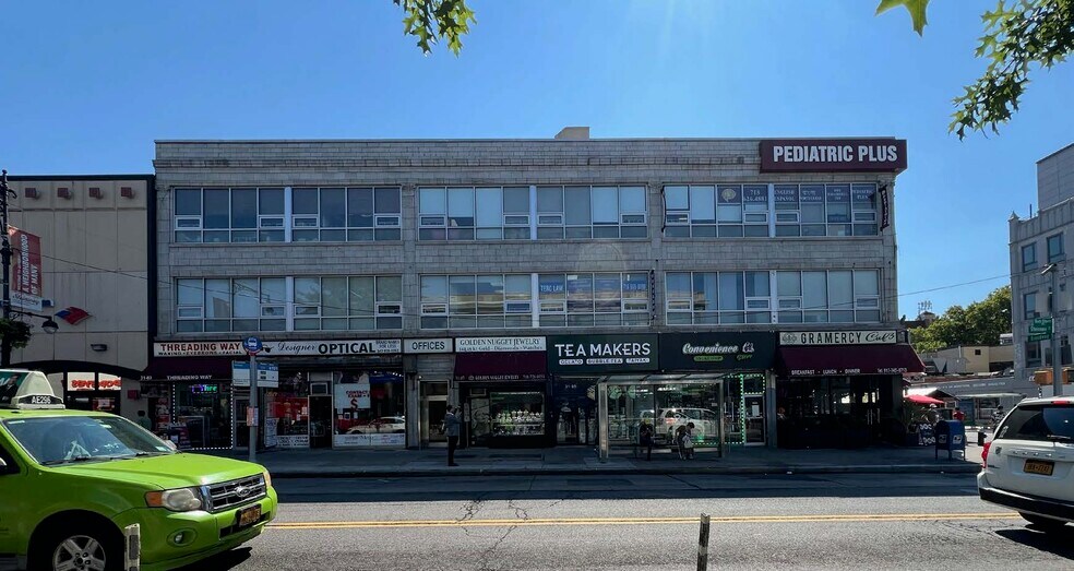 More Photos Of 3189 Steinway St, Astoria Storefront Retail Office For Lease