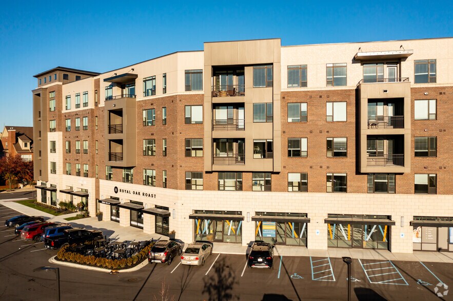 More Photos Of 25090 Woodward Ave, Royal Oak Apartments For Lease