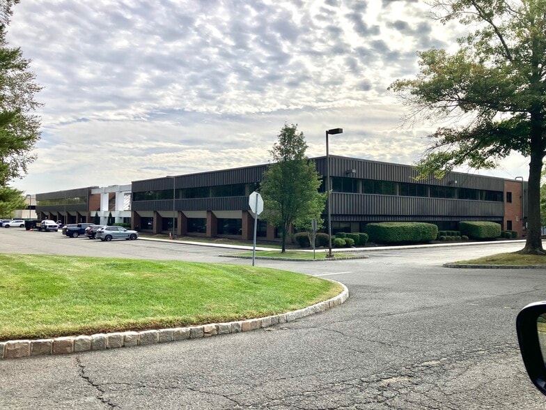 Primary Photo Of 35 Technology Dr, Warren Office For Lease