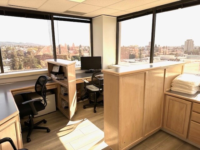 More Photos Of 3300 Webster St, Oakland Medical For Lease