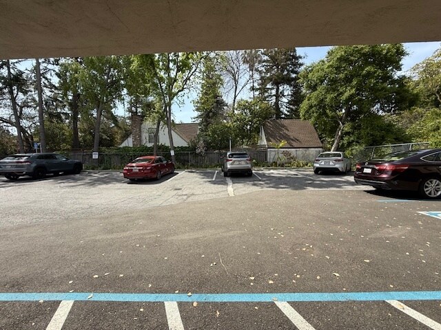 More Photos Of 3666 El Camino Real, Palo Alto Freestanding For Lease