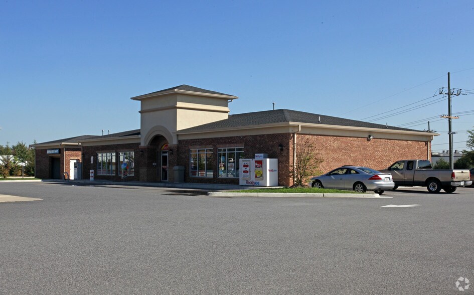 More Photos Of 3323 Valley Pike, Winchester Convenience Store For Sale