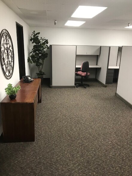 More Photos Of 9745-9747 Businesspark Ave, San Diego Coworking Space