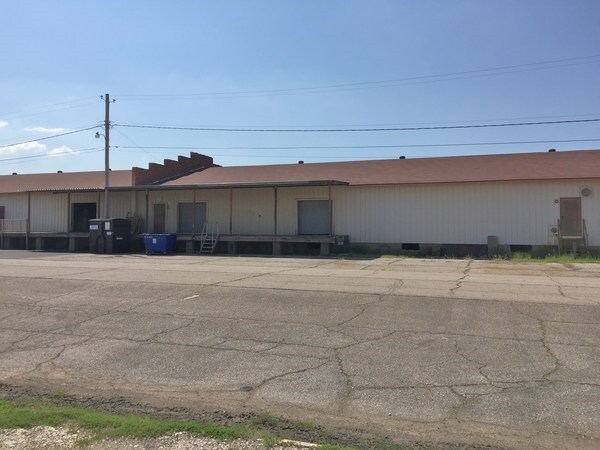 More Photos Of 7600 Fort Chaffee Blvd, Fort Smith Warehouse For Lease