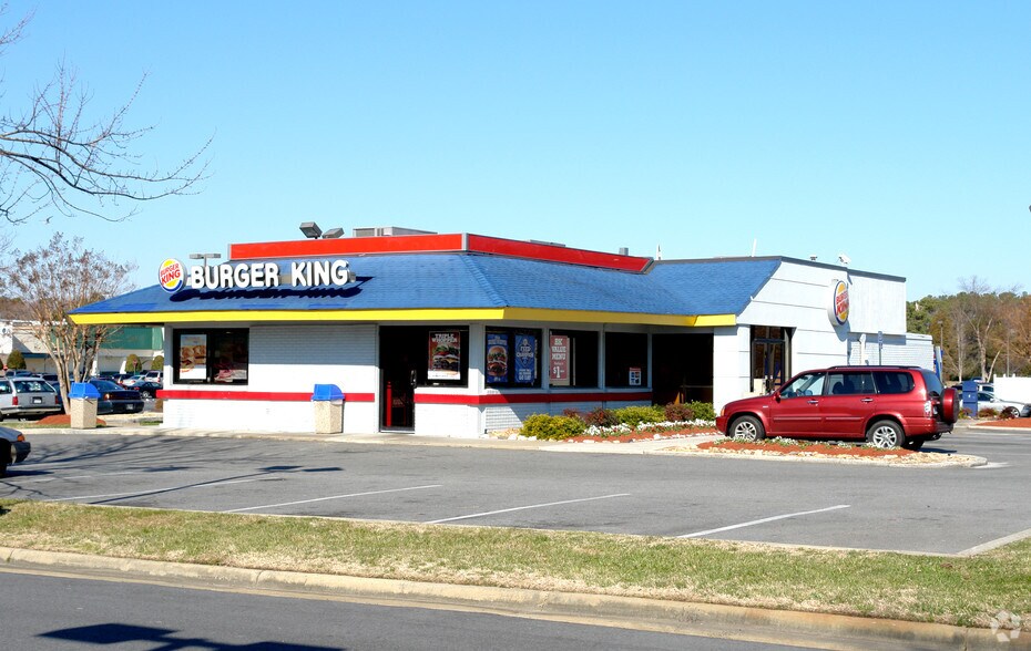 More Photos Of 1401-1463 N Main St, Suffolk Unknown For Lease