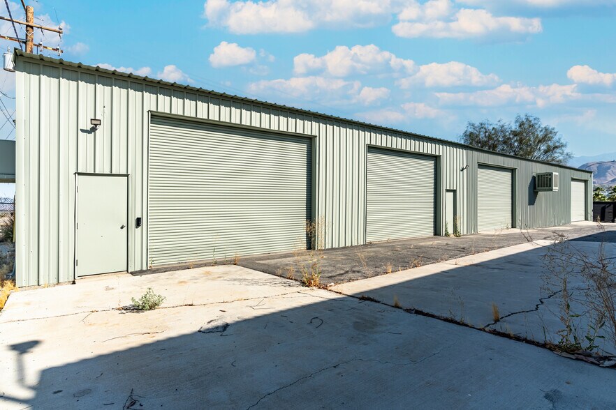 More Photos Of 68686 Summit Dr, Cathedral City Service For Sale