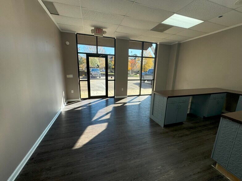 More Photos Of 7325 Saint Andrews Rd, Irmo Storefront For Lease