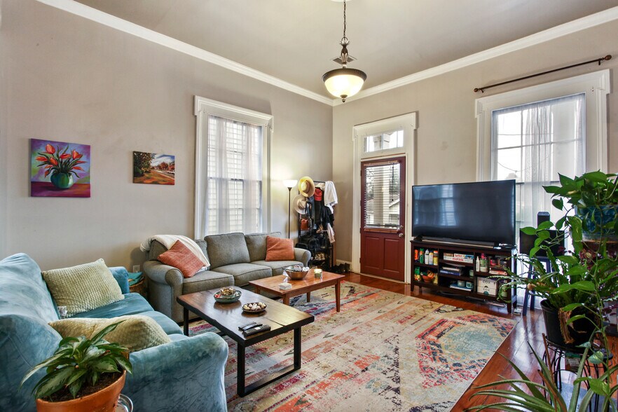 More Photos Of 2909-11 Constance St, New Orleans Multifamily For Sale