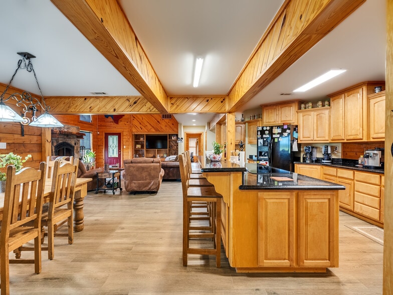 More Photos Of 325 Forest Service 217 Rd, Shepherd Specialty For Sale
