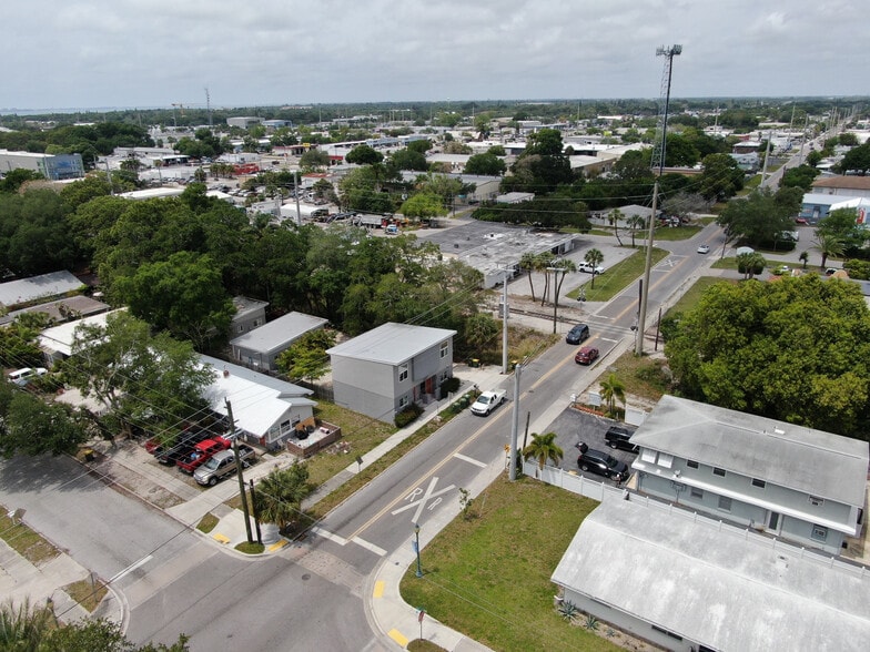 More Photos Of 1007 N East Ave, Sarasota Apartments For Sale
