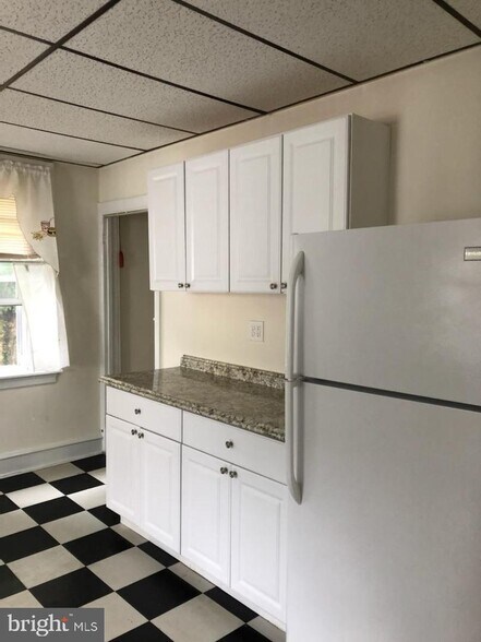 More Photos Of 915 Jenkintown Rd, Elkins Park Storefront Retail Residential For Sale