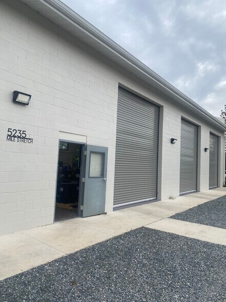 More Photos Of 5235 Mile Stretch Dr, Holiday Industrial For Sale