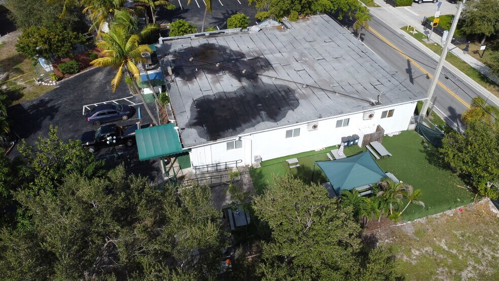 More Photos Of 520 NW 5th St, Hallandale Beach Schools For Sale