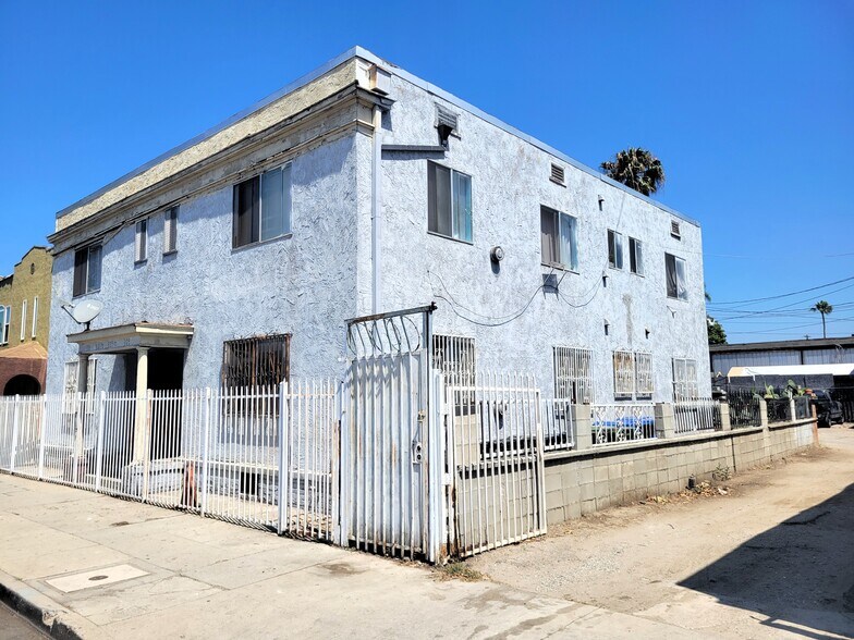 More Photos Of 4917 S Broadway, Los Angeles Multifamily For Sale