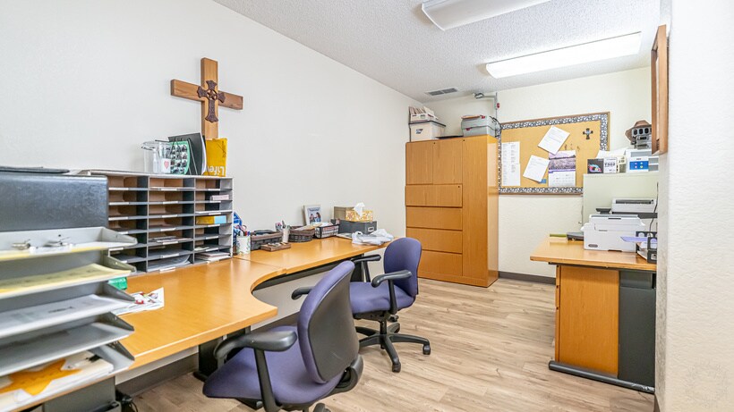 More Photos Of 3577 N FM 51, Weatherford Showroom For Sale