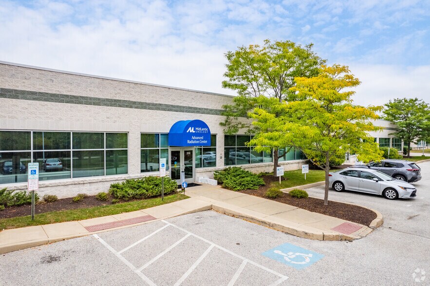 Primary Photo Of 400 Davis Dr, Plymouth Meeting Light Manufacturing For Lease