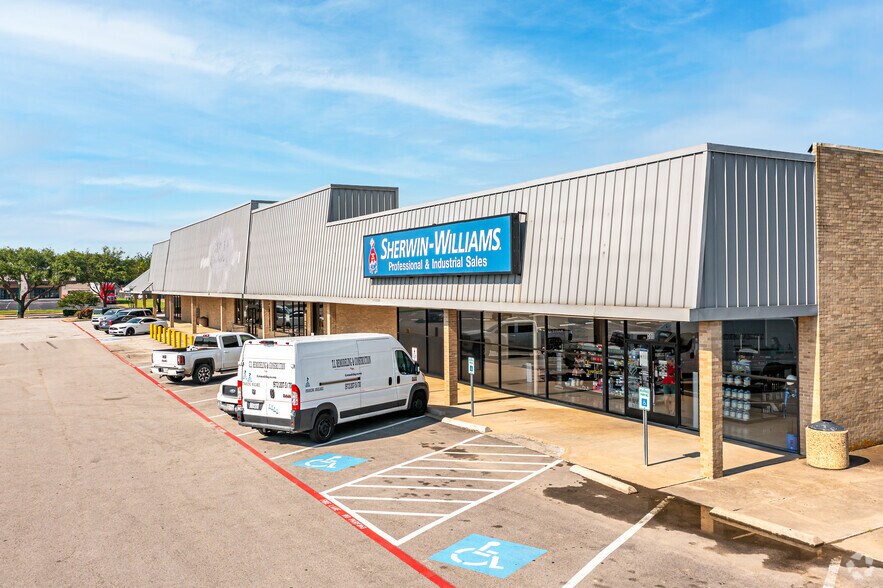 More Photos Of 5201 S Colony Blvd, The Colony Unknown For Lease