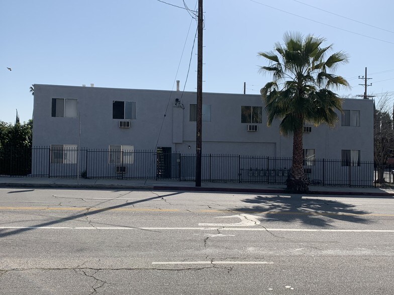 Primary Photo Of 20463 Vanowen St, Canoga Park Apartments For Sale