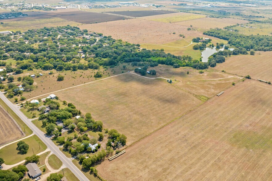 More Photos Of 1408 State Park Rd, Lockhart Land For Sale
