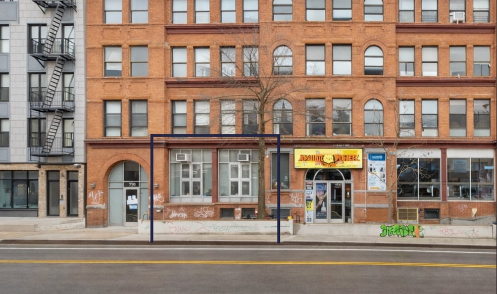 Primary Photo Of 750 Grand St, Brooklyn Apartments For Lease
