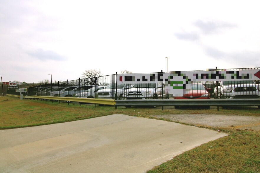 Primary Photo Of 4108 University Drive & Geesling rd, Denton Auto Dealership For Lease