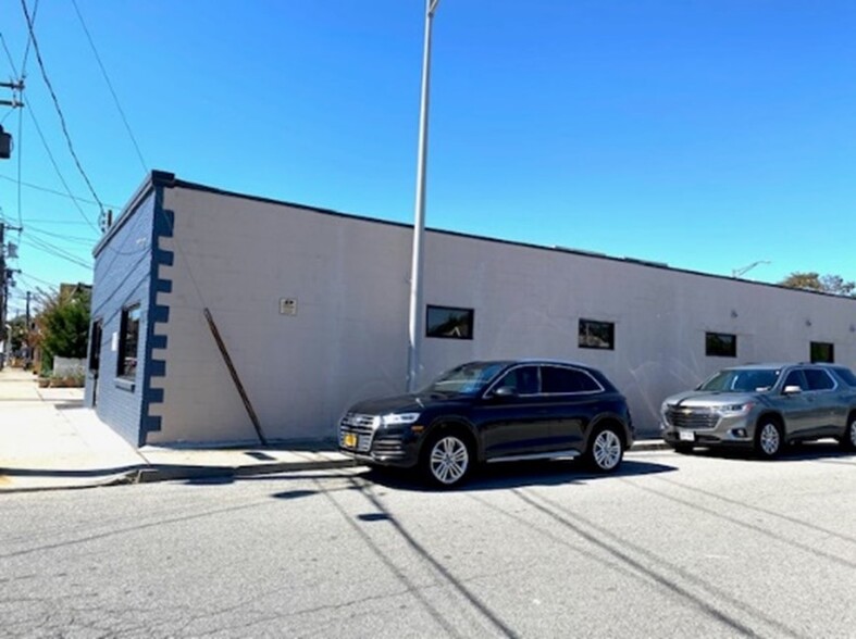 Primary Photo Of 2735 Grand Ave, Bellmore Medical For Lease